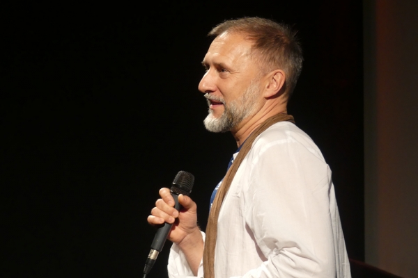 Moderator und Architekt Nicolai Baehr (© Antje Bultmann)