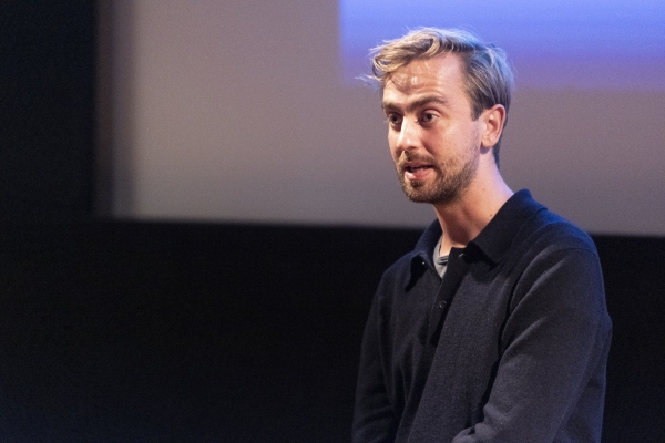 Regisseur Sylvain Cruiziat (© Pavel Broz)