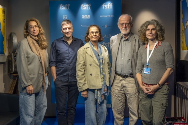 Katalin Gödrös, Hansjörg Weißbrich (Ehrengast), Barbara Auer, Ulrich Limmer, Laila Stieler (© Jörg Reuther)