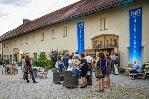 KINO PFARRSTADEL WEßLING  (© flohagena)