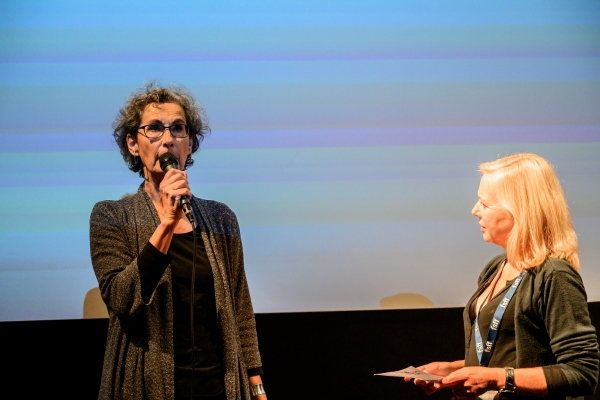 Ein Dorf wehrt sich - Gabriela Zerhau (© Ronny Heine)