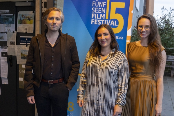 Kai Krösche, Laura Andres und Victoria Halper (Regie) (© Jörg Reuther)